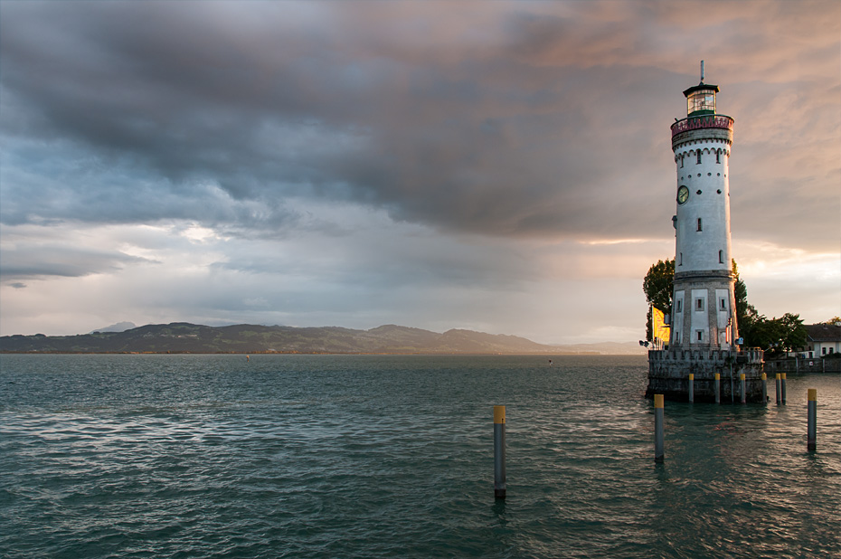 Lindau-Leuchtturm-Sonnenuntergang